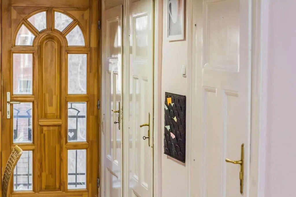 Sunny Bright, Centrally Located, Ac Balcony By Nw Budapest